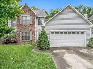 8123 McCarron Way, Charlotte, NC 28215