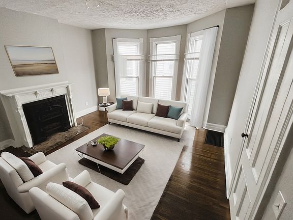2nd image of 32 Tracy St #1