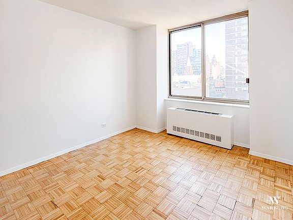 2nd image of 200 E 89th St APT 8A