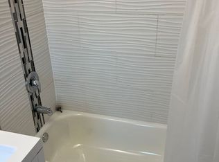 1200 S Kedvale Ave APT 104, Chicago, IL 60623