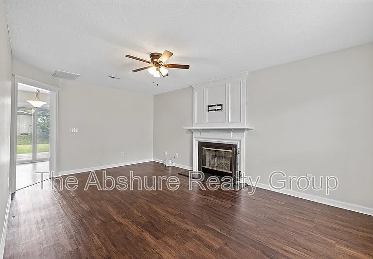 5216 Carriage Pine Dr — Photo 9
