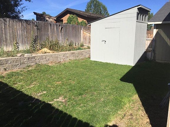 2nd image of 2373 NE Tennessee Ln