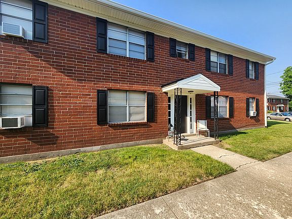 2nd image of 1013 Saint Paul Ct #4