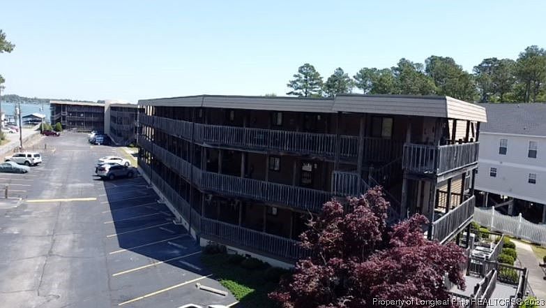 1st image of 315 Lake Place Condo Dr