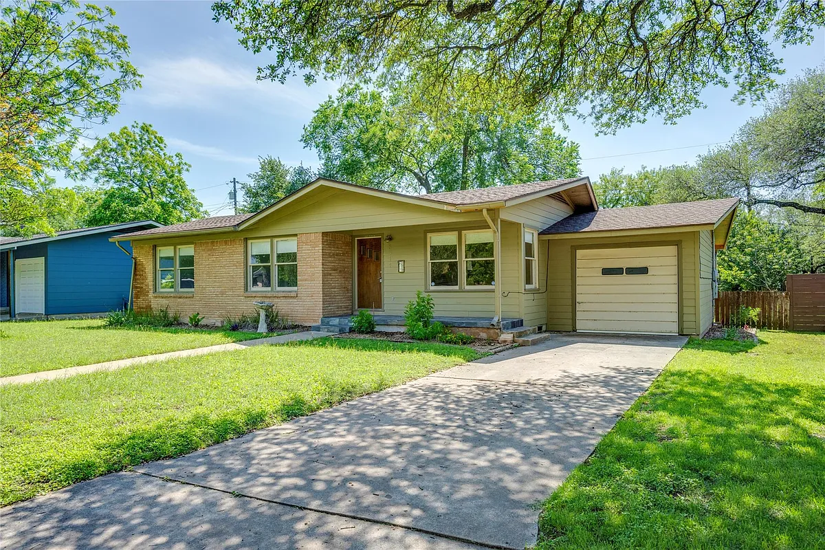 Building Photo - 8314 Polar Dr