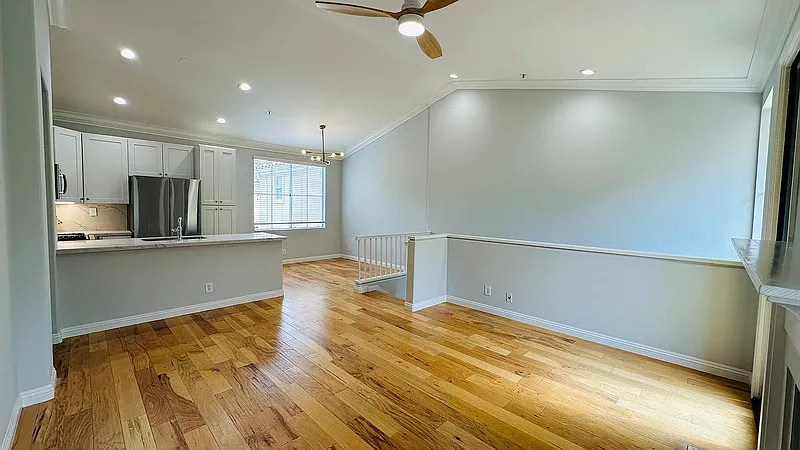 802 Marinella Aisle #132