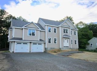 43 Bellflower Rd, Billerica, MA 01821
