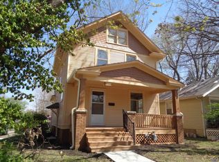 100 SW Franklin Ave, Topeka, KS 66606