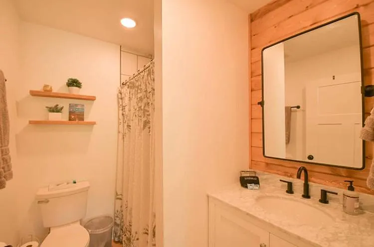1200 Eric Ln — Photo 8