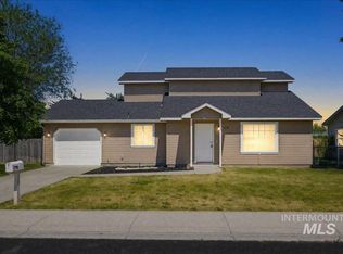 112 Barbara Dr, Middleton, ID 83644