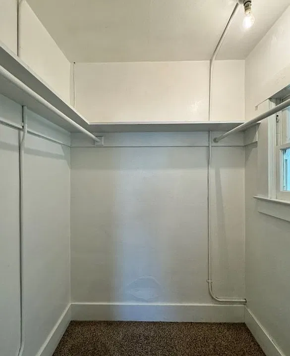 Walk in Closet