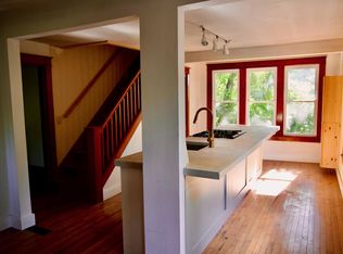 683 Old Post Rd, New Paltz, NY 12561