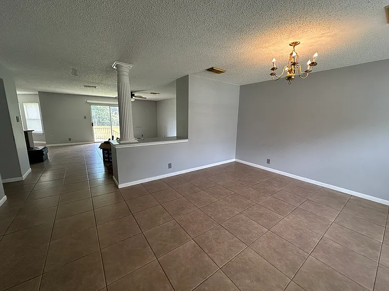 2129 Domal Ln — Photo 5