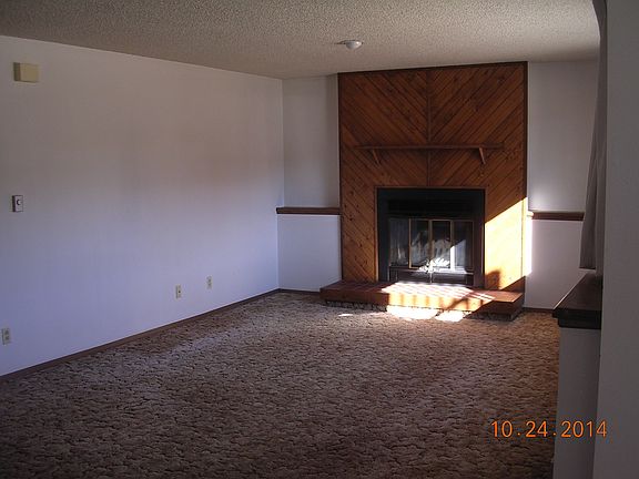 3rd image of 1737 Fetterman Dr APT 3