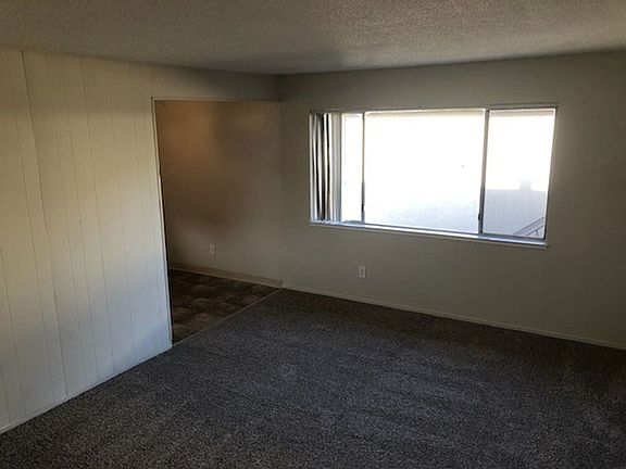 4th image of 696 Alberta Ave APT 8