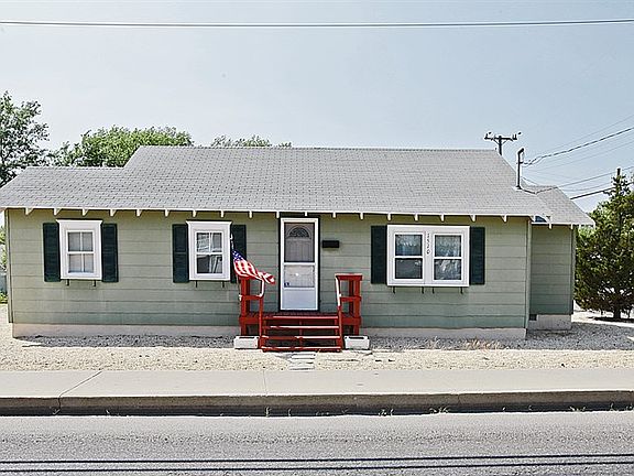 2nd image of 1510 Long Beach Blvd.