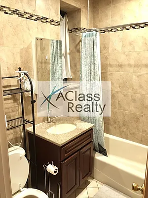 Rented by A Class Realty Long Island City LLC | media 20