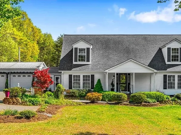 9825 Cherry Grove Rd, Reidsville, NC 27320