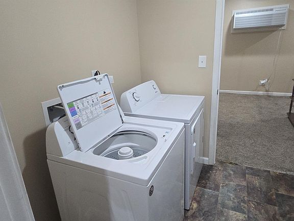 3rd image of 5669 E Hill Park Dr