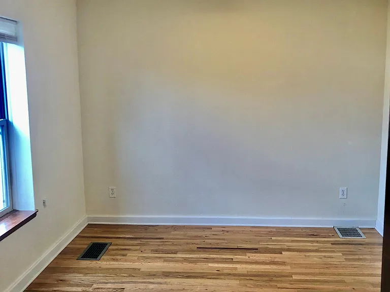 202 S 7th St #2 — Photo 5