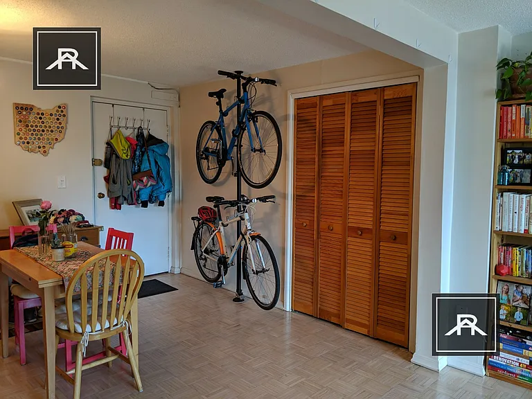 26 Waverly St #304 — Photo 5
