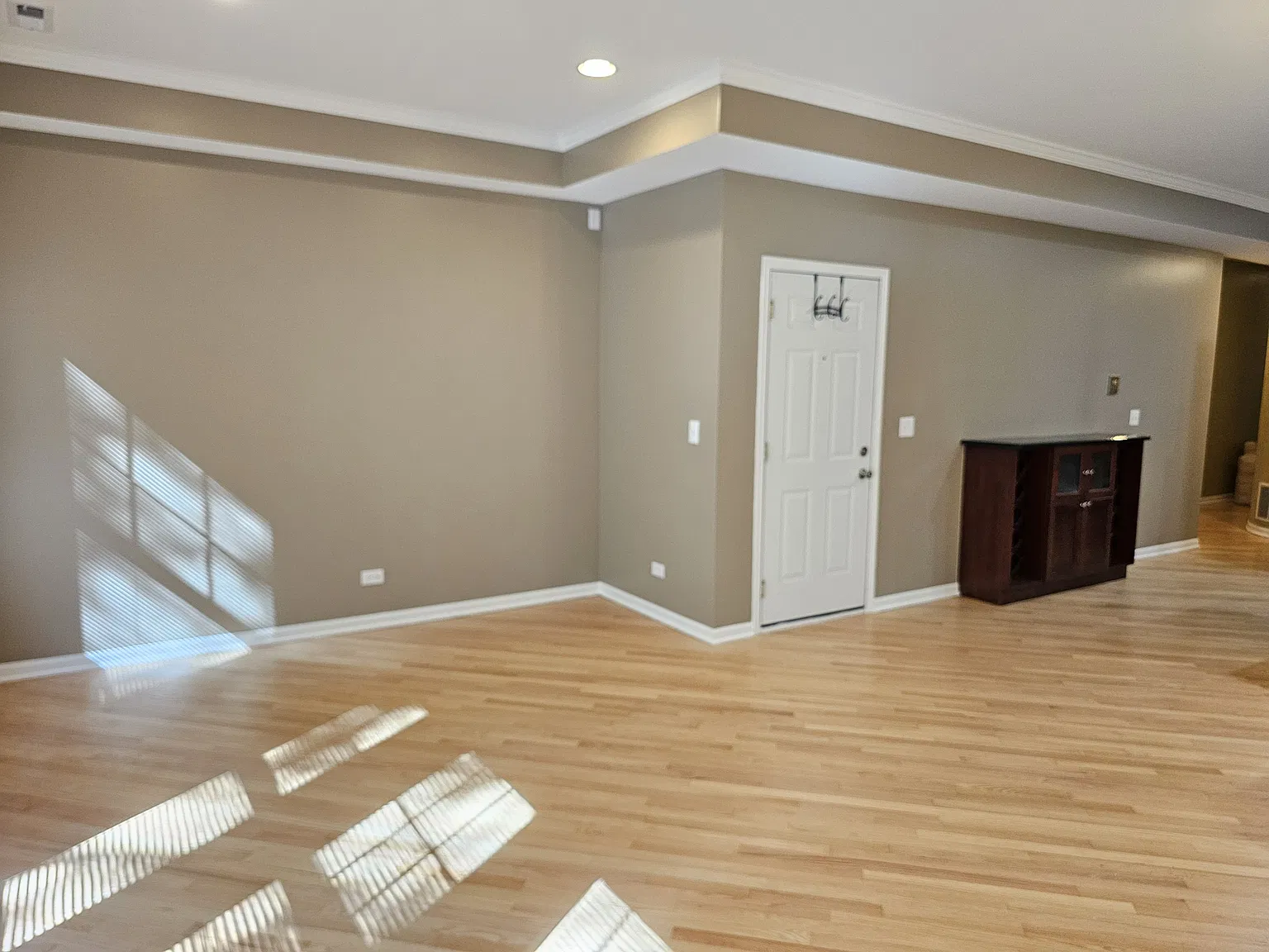 2 bed, 1250 sqft, $4,100 — Photo 4