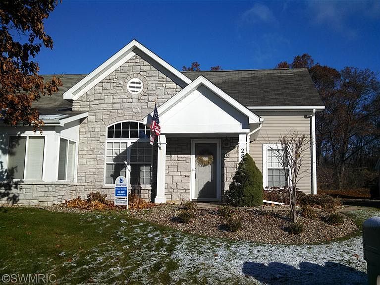 1st image of 283 Ashton Lake Dr