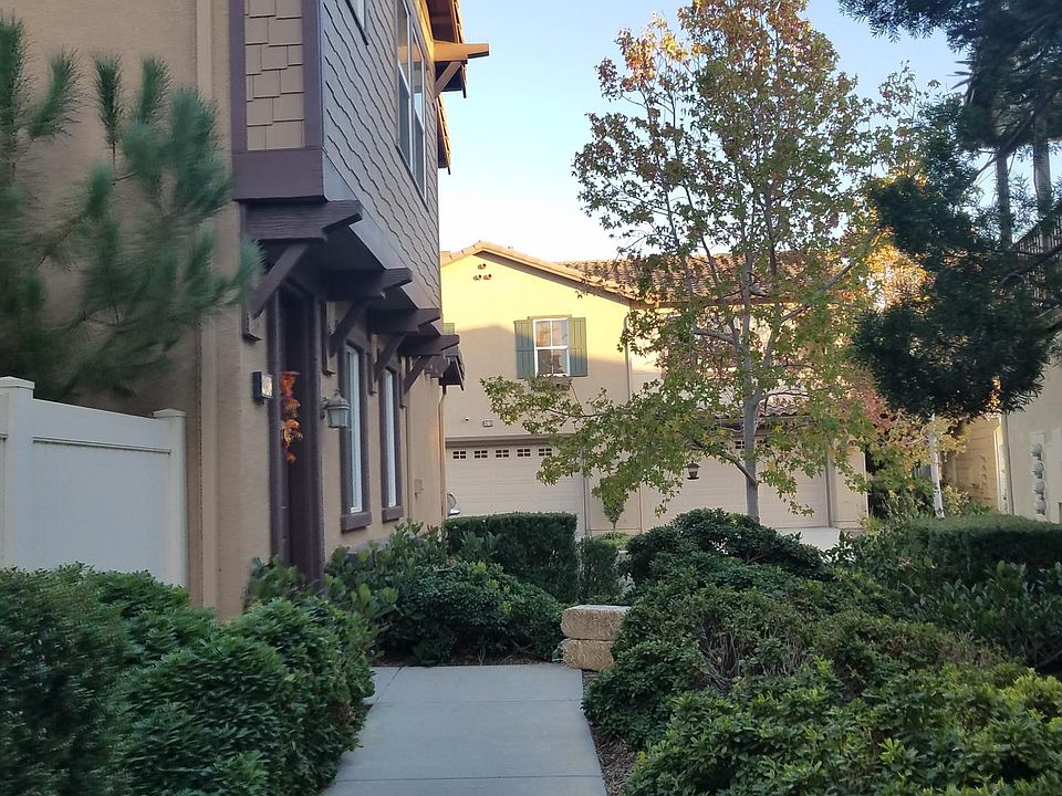 2nd image of 3158 London Ln