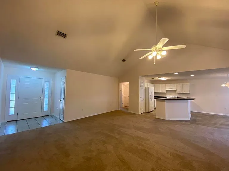 6728 Leisure St — Photo 3