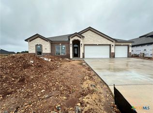 607 Golden Eagle Dr, Salado, TX 76571