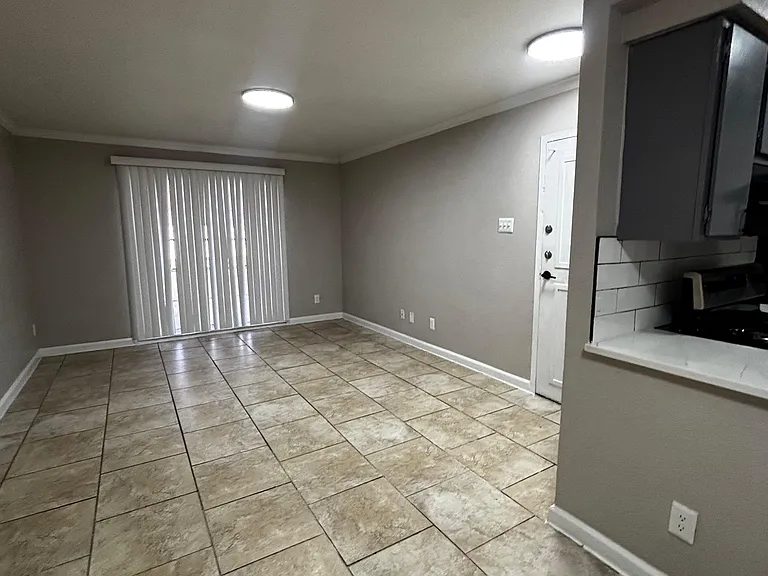 Maderas Apartments — Photo 13