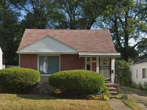 986 Berwick Blvd, Pontiac, MI 48341