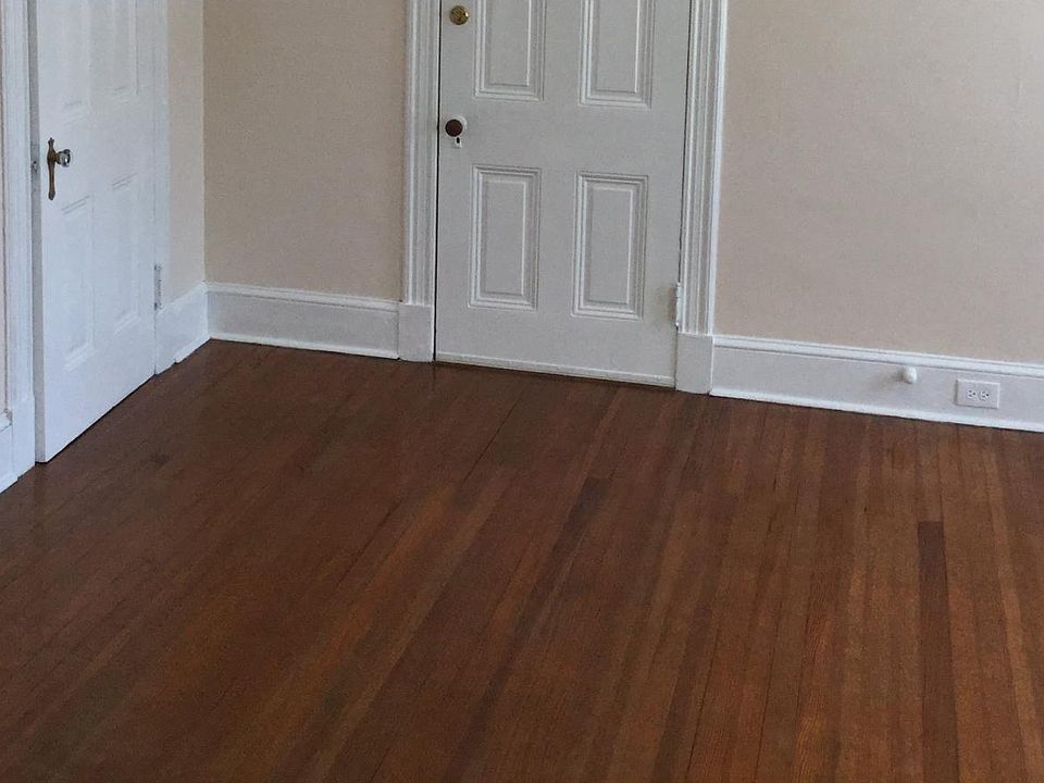 2nd image of 305 N Division St #3