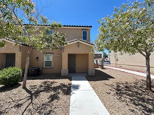 4552 Dover Straight St Photo 1