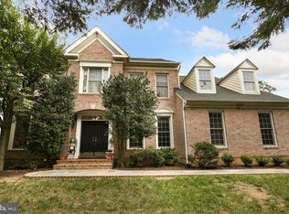 12204 Falls Rd, Potomac, MD 20854