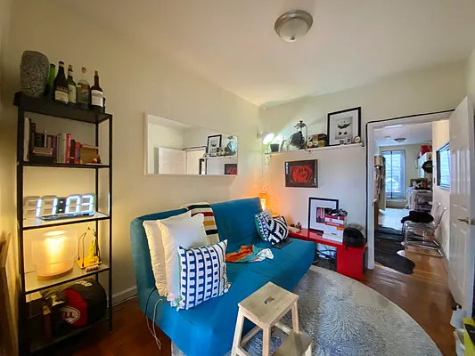 Rented by MySpaceNYC | media 23