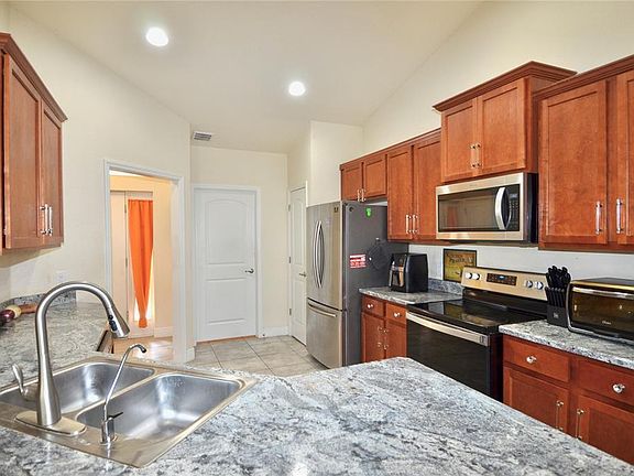 3rd image of 2266 Minerva Rd