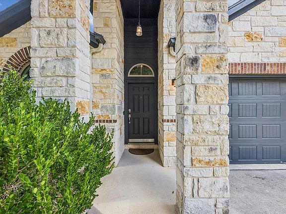 3rd image of 7104 Bay City Bnd