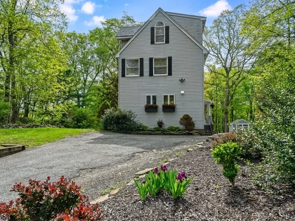 495 Lake Shore Dr, West Milford Twp., NJ 07421