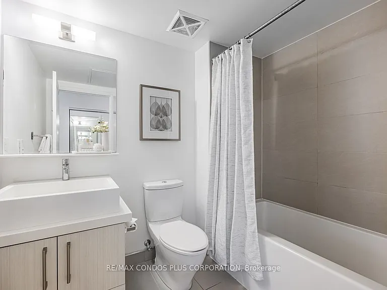 65 Saint Mary St #3308 — Photo 13