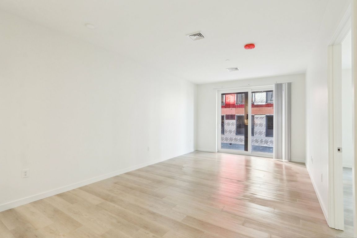 One Bedroom with Balcony