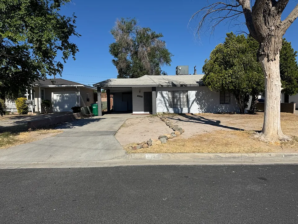 44333 Elm Ave