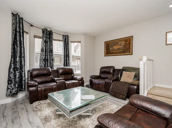 16772 61st Ave #11, Surrey, BC V3S 4P2
