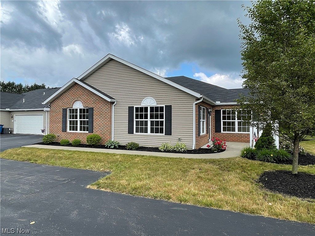 203 Woodbury Glen St CONDO 203, Hartville, OH 44632 Zillow