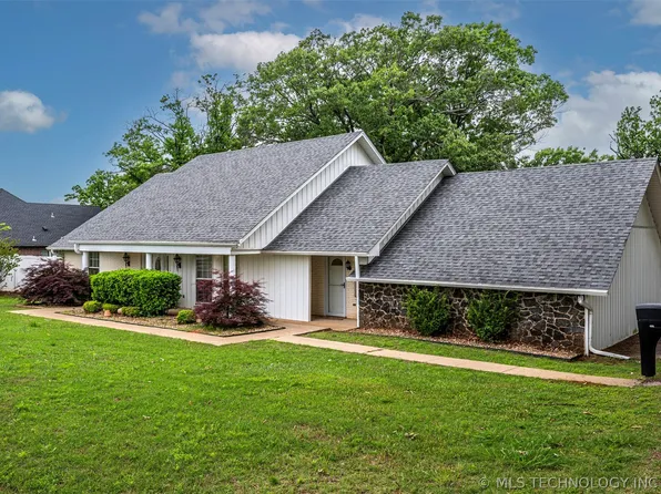 1403 S Monte Vista St, Ada, OK 74820