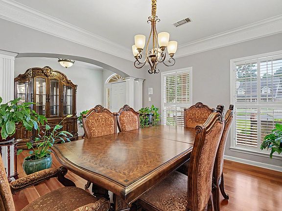 4th image of 4 Berney Way Ct