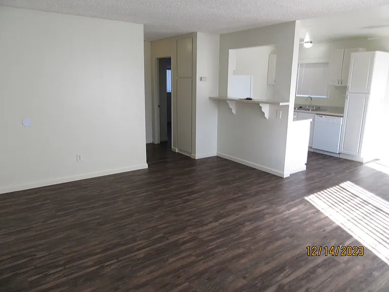 920 E Mission Ave #960 — Photo 6