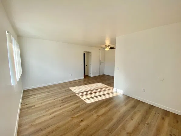 181 Pala Vista, 181 Pala Vista Dr #5, Vista, CA 92083