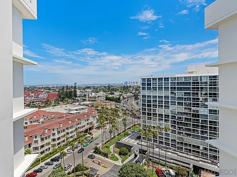 1720 Avenida Del Mundo #1501 — Photo 30