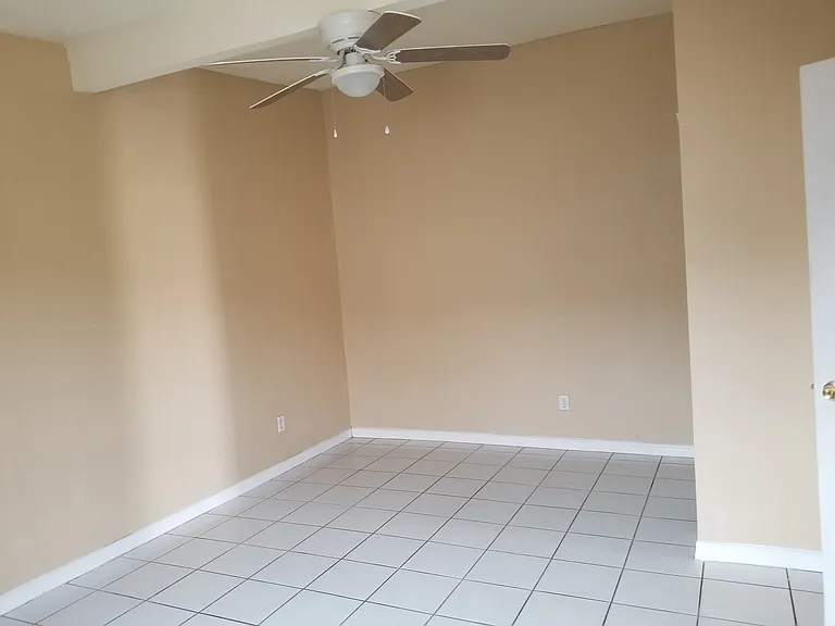 10976 E Burt Rd #B — Photo 15